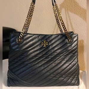 Tory Burch Kira Chevron Tote Bag in Black